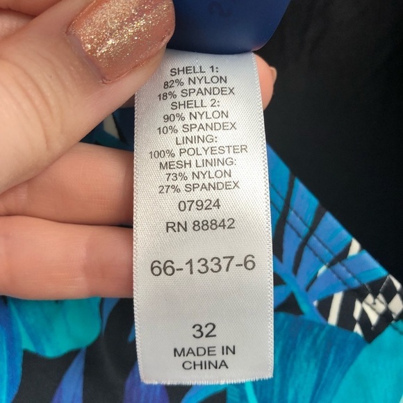 SWIMSUITS FOR ALL One Piece Swimsuit Floral Print Flattering 32 Plus Size Swim - Picture 10 of 11